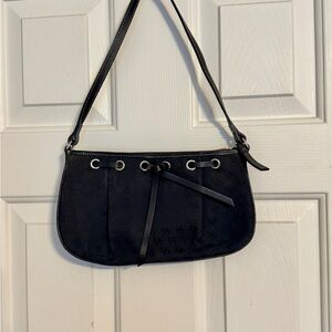 Dooney & Bourke Shoulder Bag